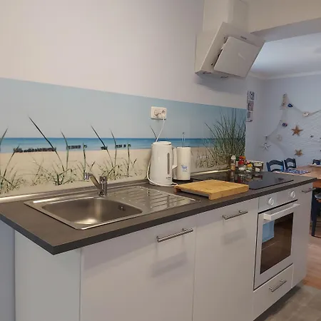 Am Waldrand Bei Kuehlungsborn * Biendorf